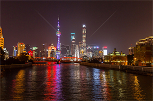 卫生外交：上海抗击疫情的国际合作